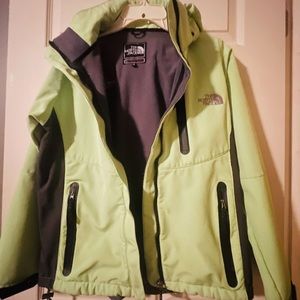 Women’s North Face jacket. Size M.